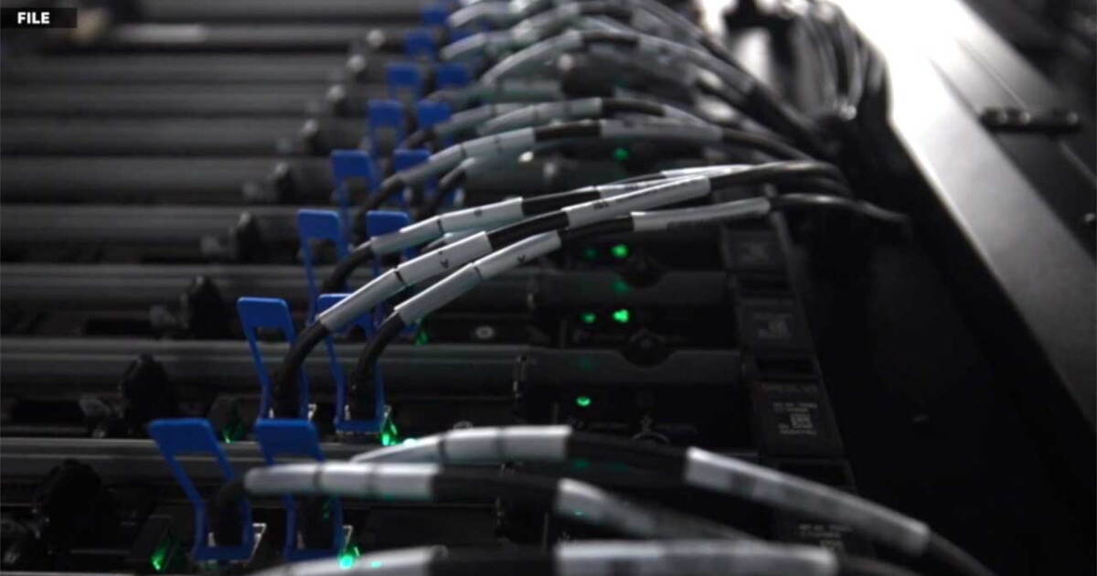 Florida candidates clash over data centers as poll finds local opposition