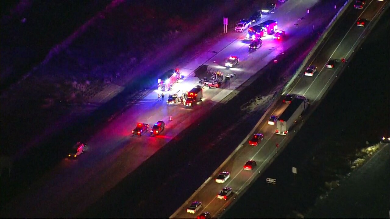 SB i-25 rollover crash 3-9-26.jpg