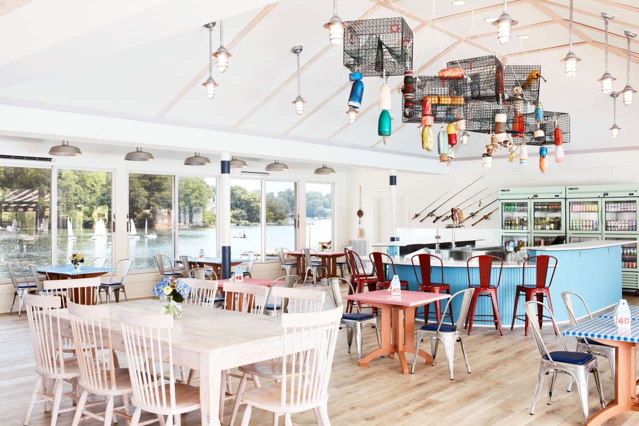 Fish Hawk Oyster Bar at The Tides Inn