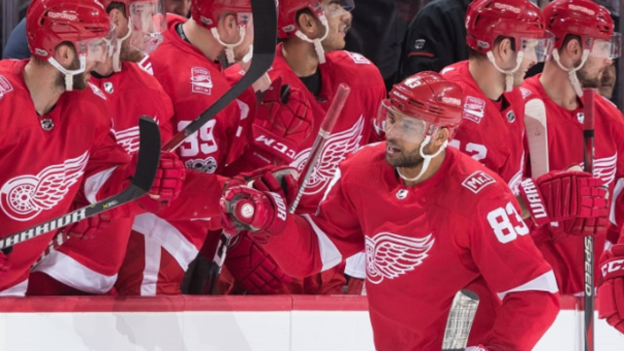 Red Wings beat Maple Leafs for desperately needed win