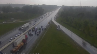 Crash blocks I-40 West in Madison County near Exit 87