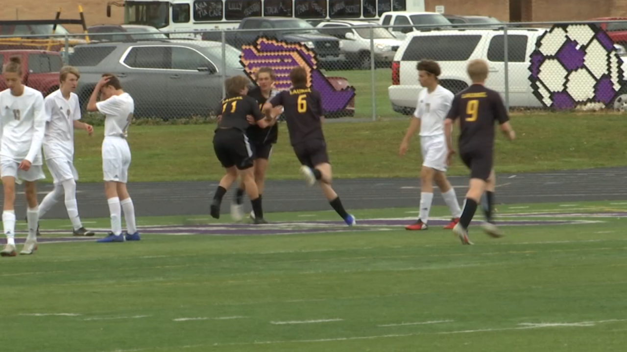 Laurel pours it on Polson in the 2nd half in playoff win