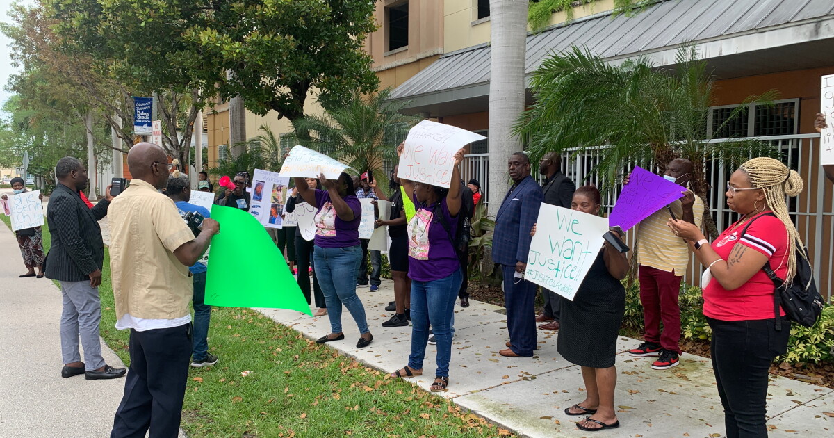 Family holds rally in remembrance of woman killed in Boynton Beach crash