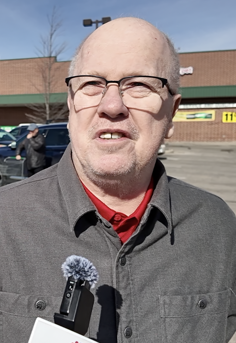 resident Robert Bruss