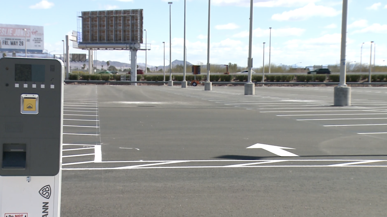 New economy lot at LAS airport