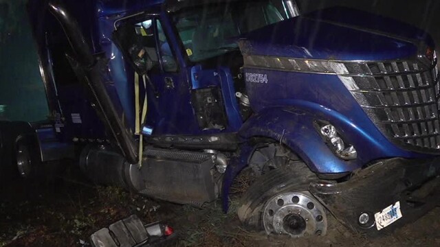 Bonita big rig crash Nov. 29, 2018