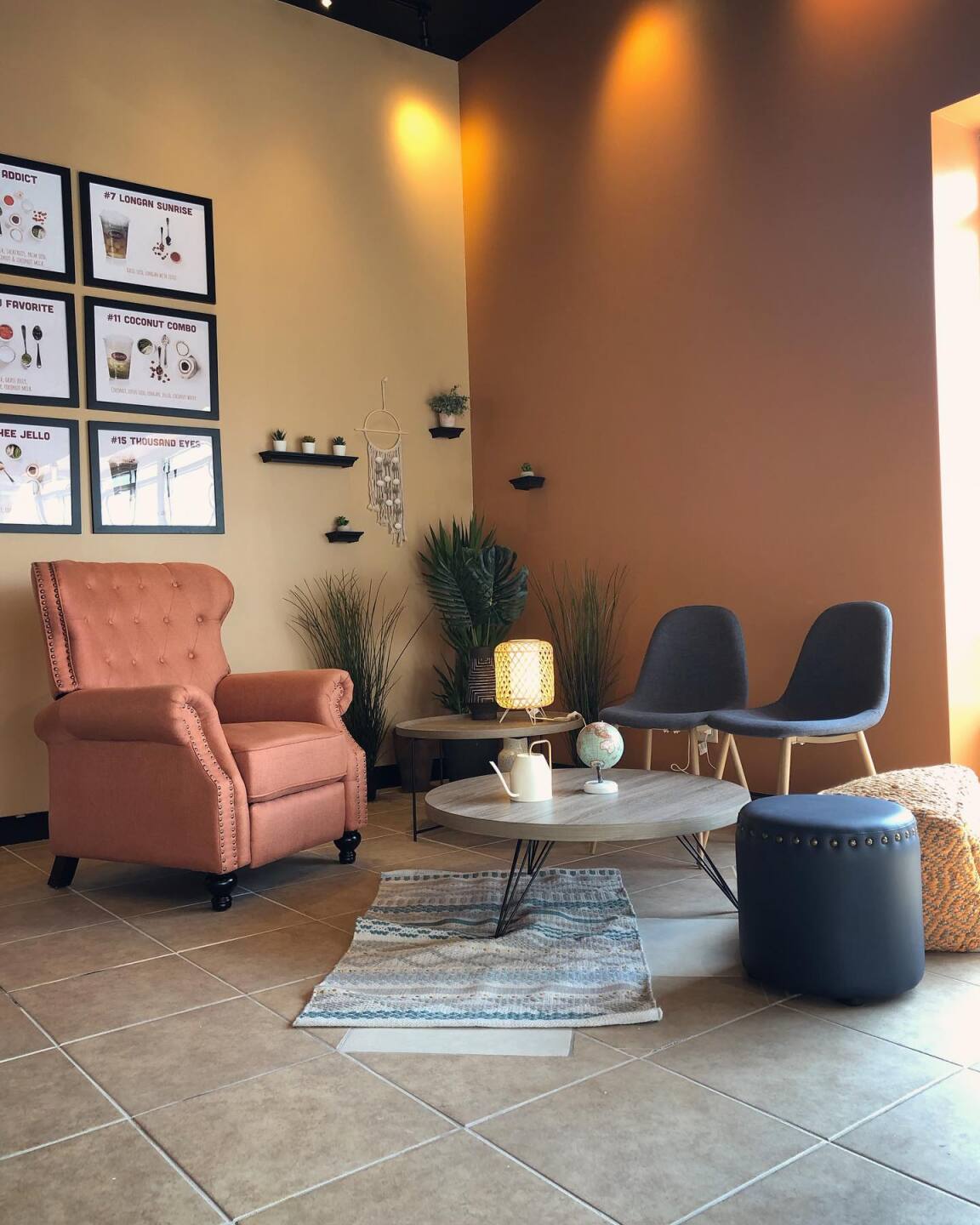 2-5. Bambu inside.jpg