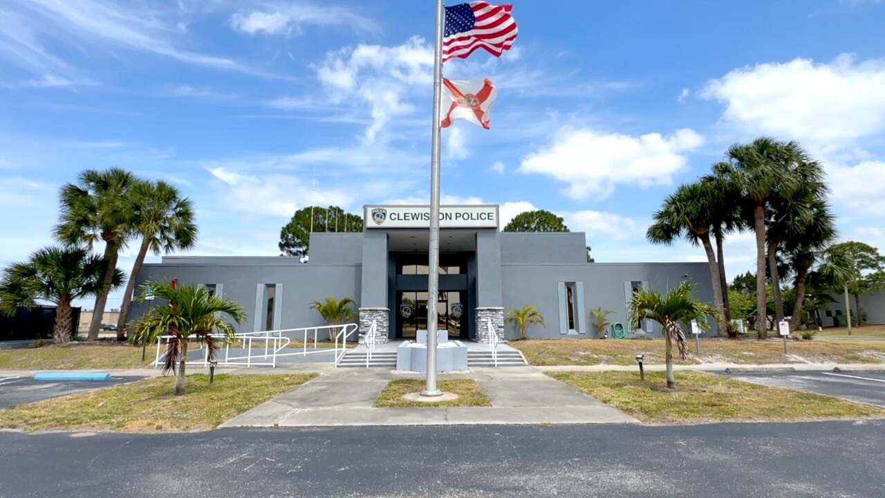 Clewiston Police Department exterior