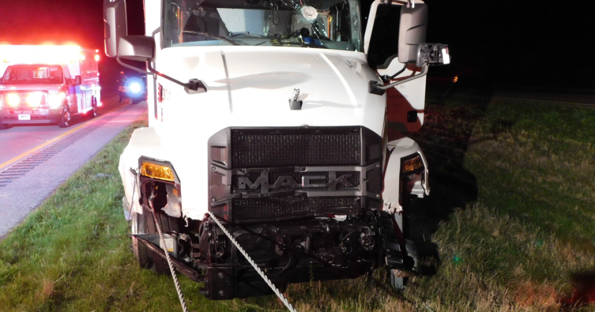 Teen accused of throwing rock, striking driver of FedEx truck causing crash - Vimarsana News