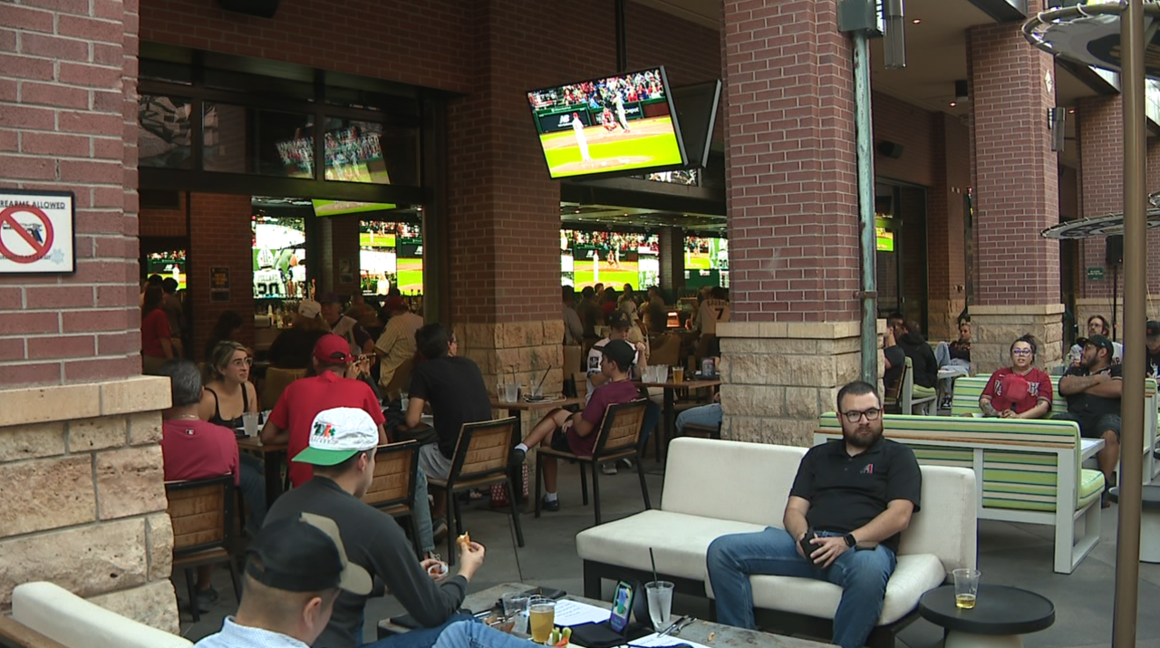 NLCS game 1: D-backs vs. Phillies watch party in Phoenix