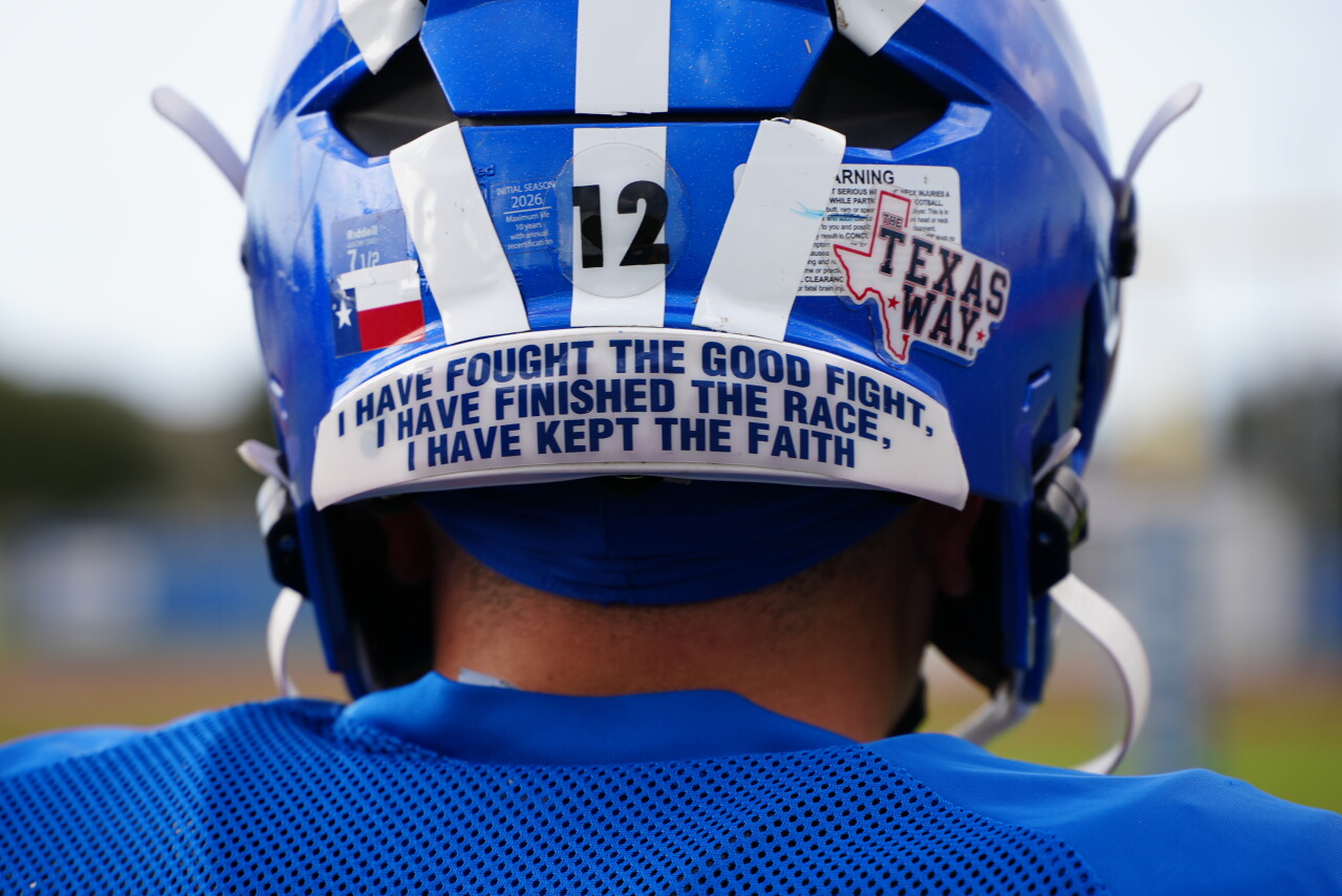 Ben Bolt's Cristian Chapa's helmet