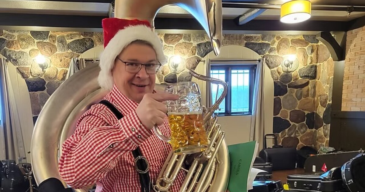 Wisconsin Weekend in a Minute: Holiday events offer festive activities across Milwaukee area