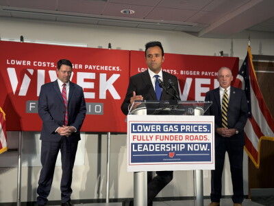 Vivek Ramaswamy with Rob McColley and Matt Huffman