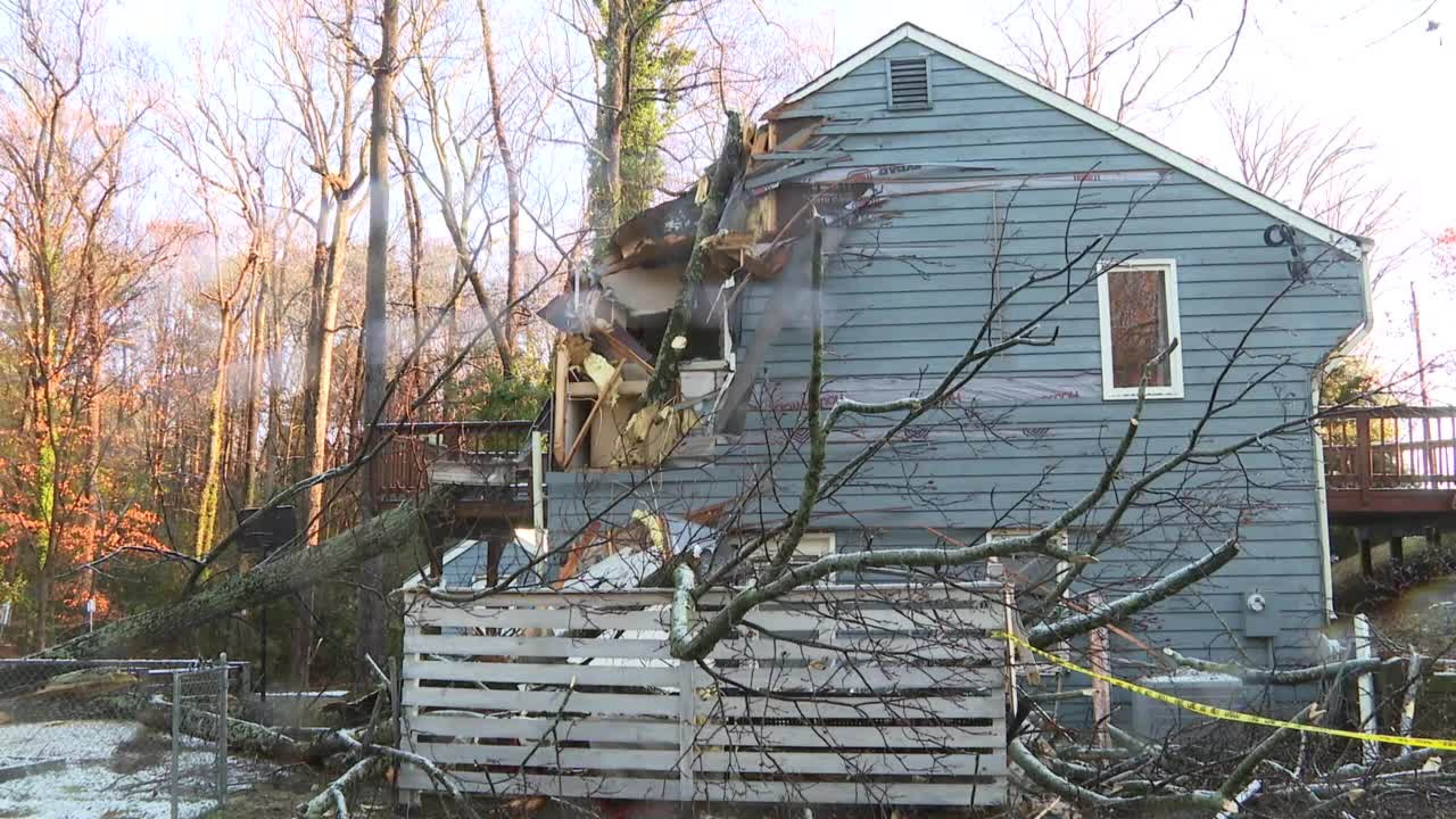 Virginia Storm Damage: Tree crashes into Henrico home