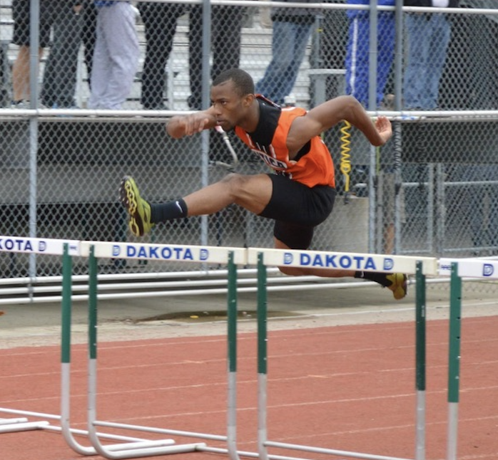 Freddie Crittenden III competing at Utica High School