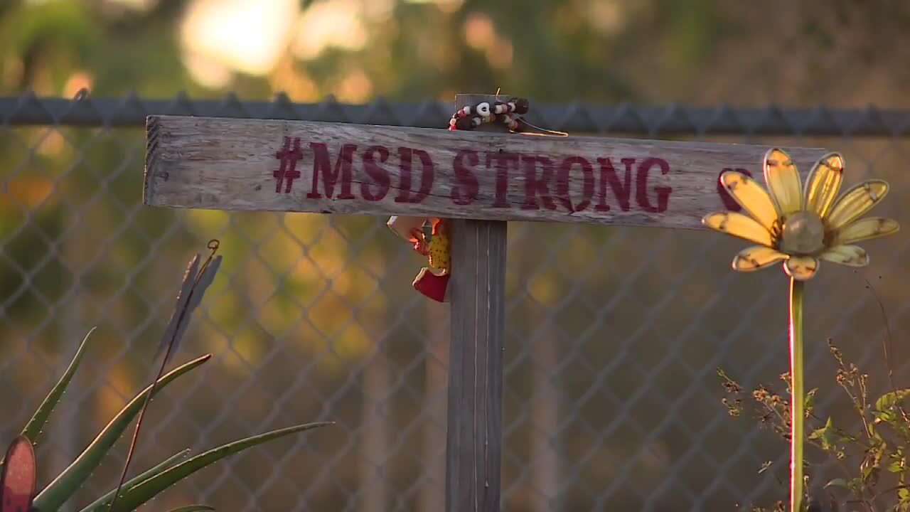 '#MSD Strong' scrawled on makeshift cross at Marjory Stoneman Douglas High School in 2021