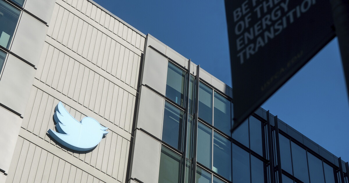 Twitter worst among major social media platforms when it comes to LGBTQ safety - Vimarsana News