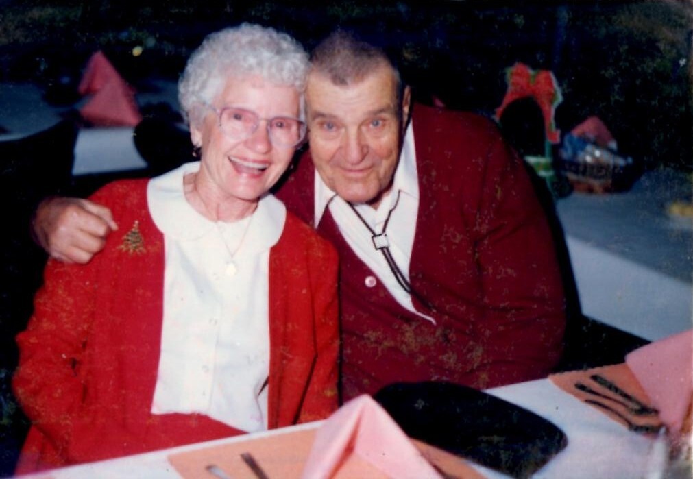 8 - Mom-Dad Dec 1992, Last Pic of Dad.jpg