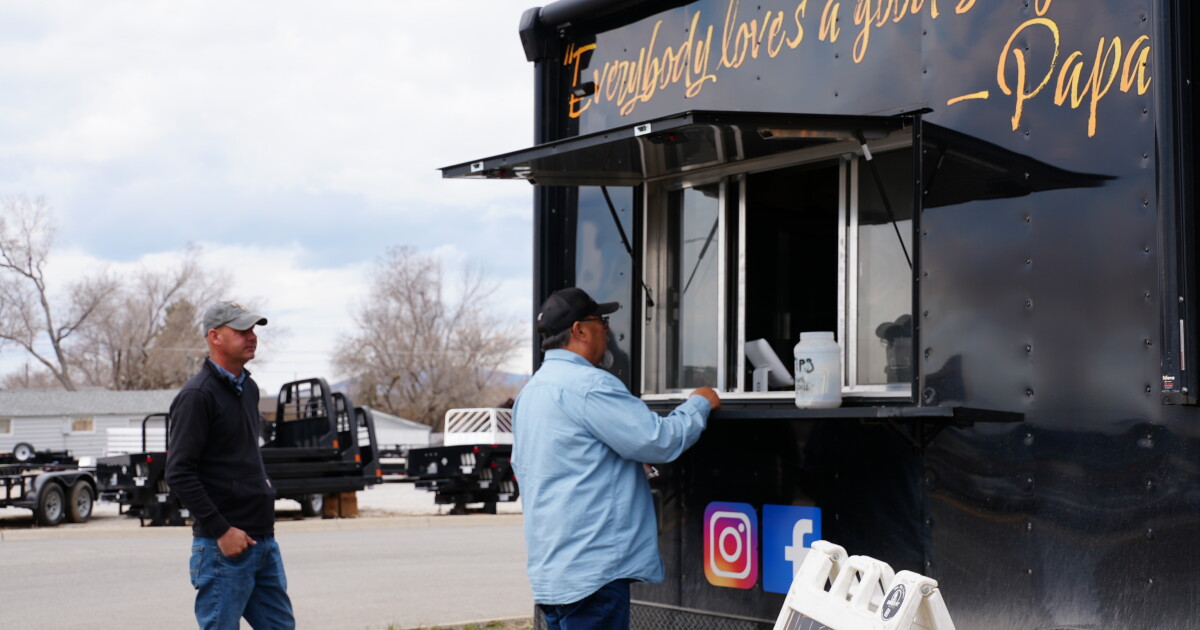 Food trucks opening as weather gets warmer - Vimarsana News