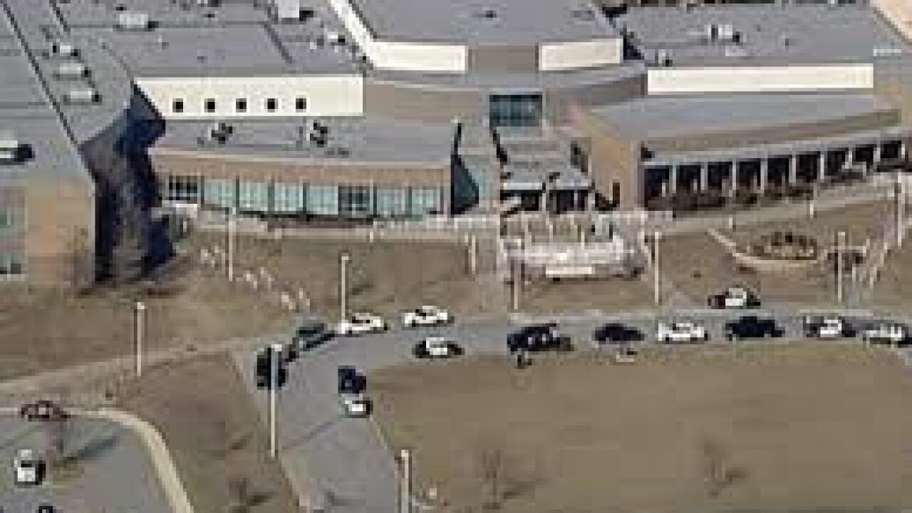 Police investigating threat at Park Hill South High School