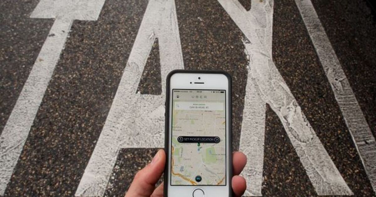 New Uber program takes passengers into Mexico