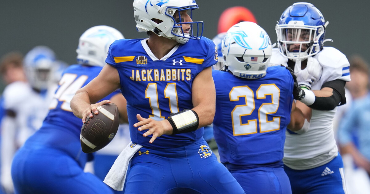 South Dakota State pounds UAlbany, will play Montana-NDSU winner for title - Vimarsana News