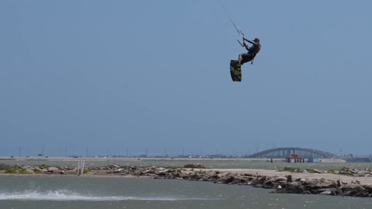 KiteBoarding-02.png