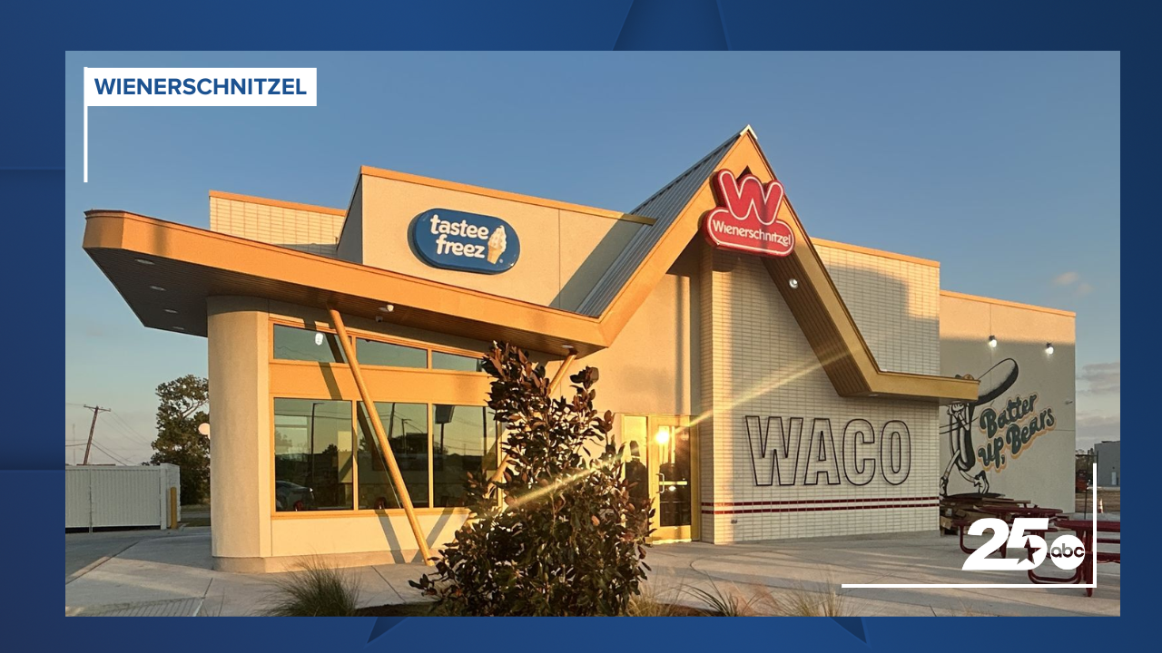 Wienerschnitzel opens in Waco