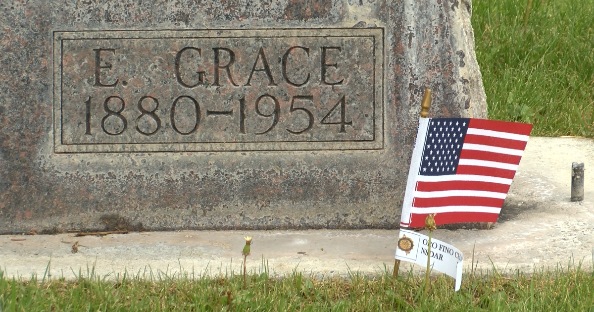 Daughters of American Revolution recognize past members ahead of Memorial day - Vimarsana News