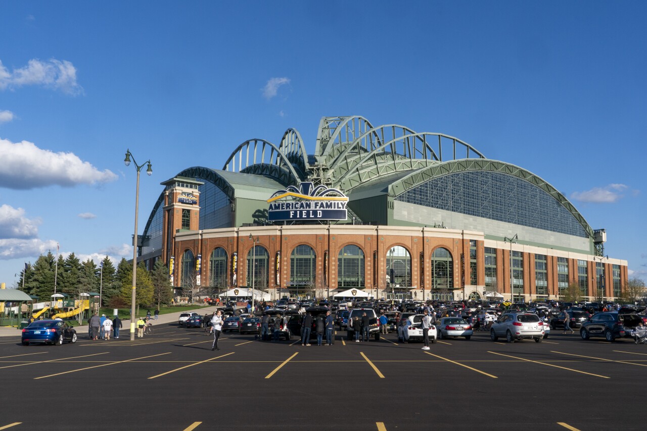 Cubs Brewers Baseball