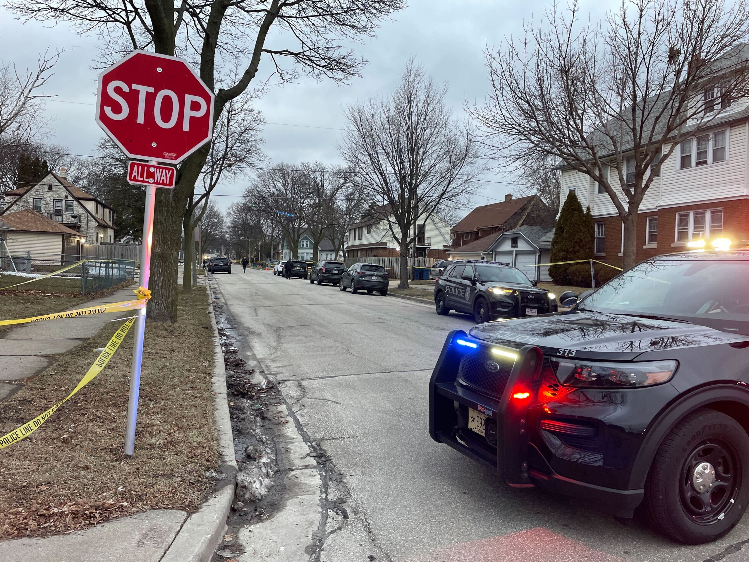 New Berlin police detective opens fire; 2 suspects injured in Milwaukee