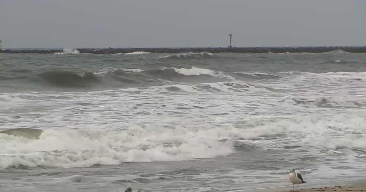 Rachel's remnants bring high tides, coastal flooding, rough surf warnings to San Diego's coast