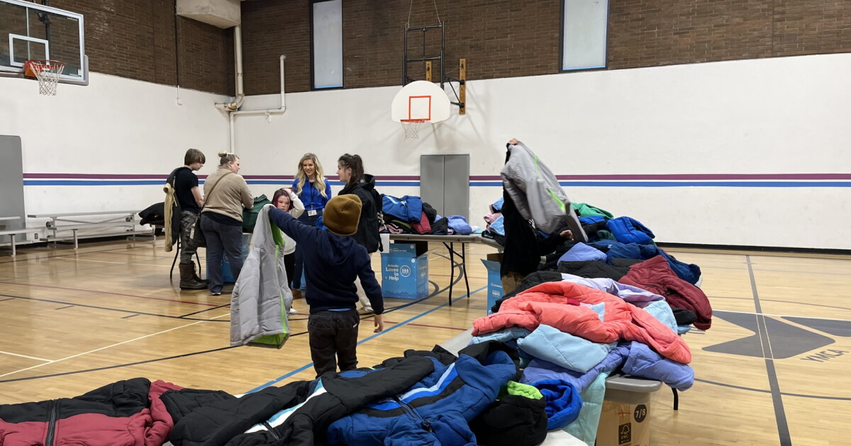 'Operation Warm' gives brand new coats away to kids in Helena - Vimarsana News