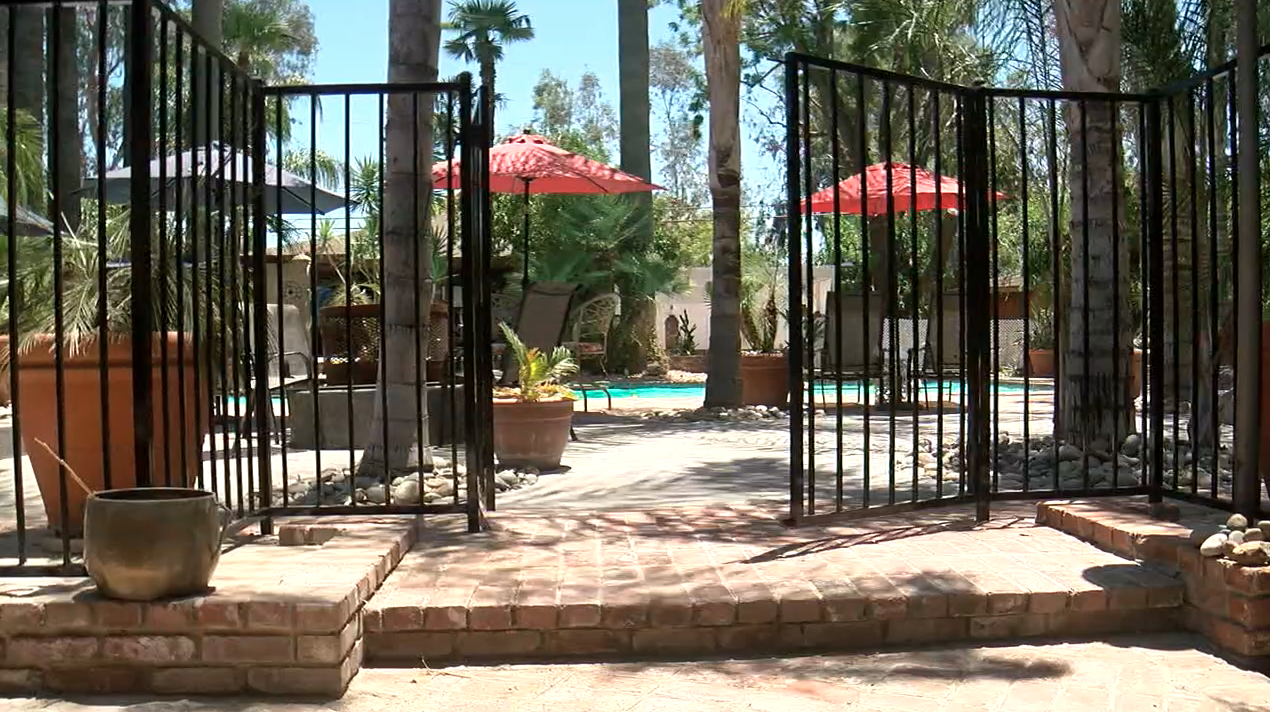 Bakersfield Swimming Pool