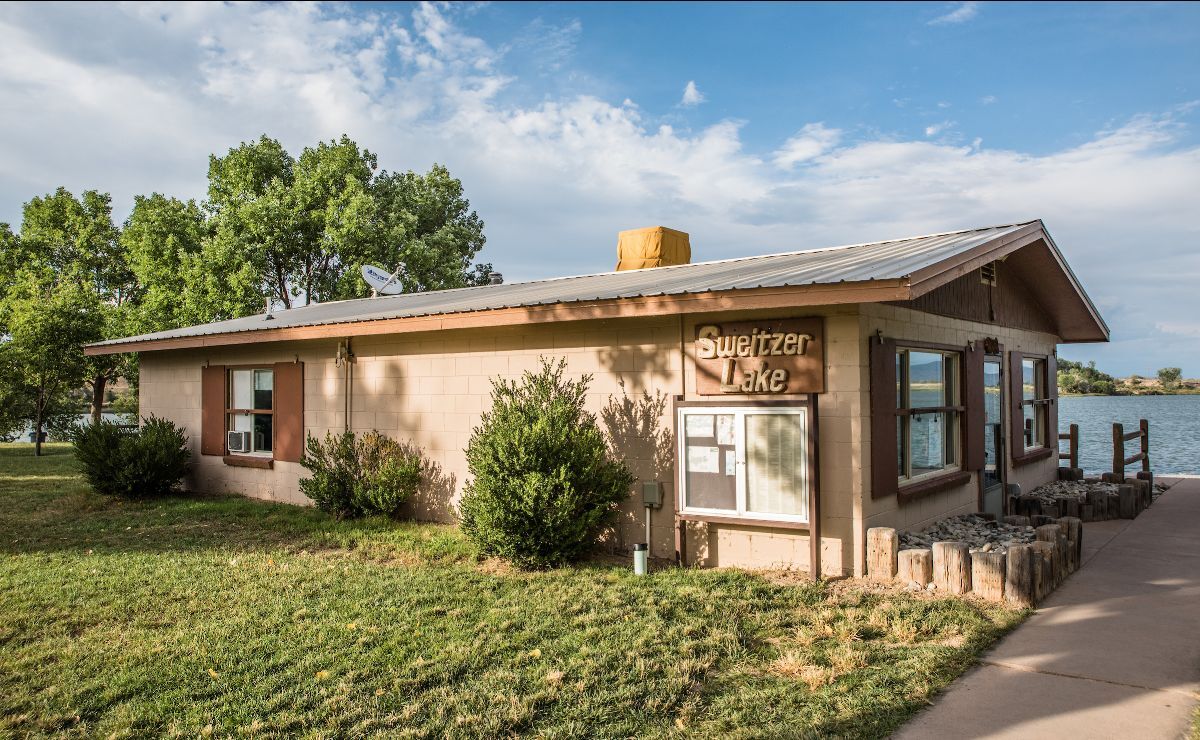 Sweitzer Lake State Park_visitor center
