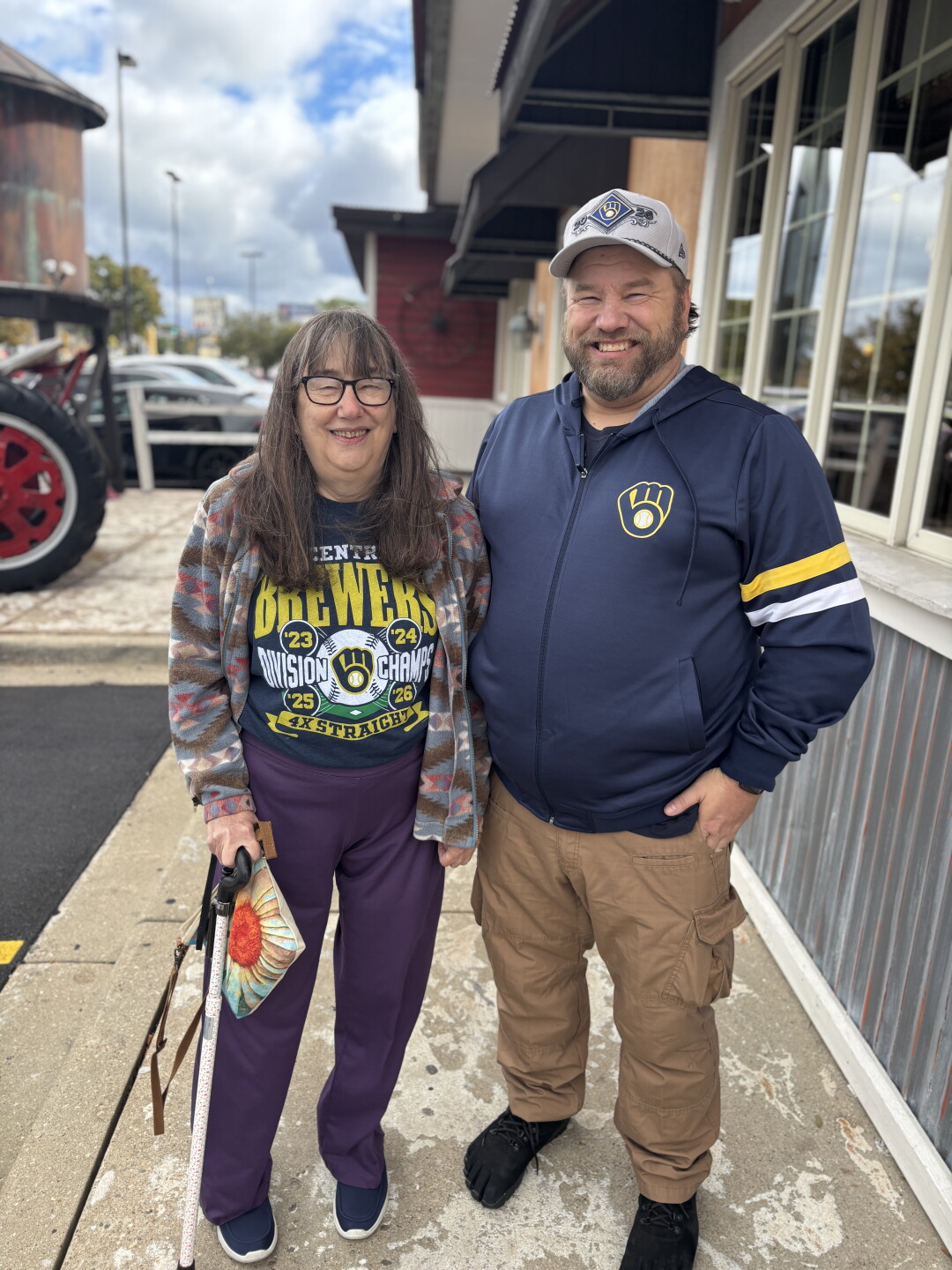 Paul Graczyk was 8-years-old when the Brewers faced the St. Louis Cardinals in that World Series. He and Jan Graczyk said it's something they still remember to this day.