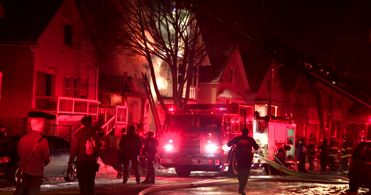 3 families displaced after 24th and Maple home catches fire