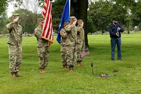 sm200910-Z-ON199-1100.jpg