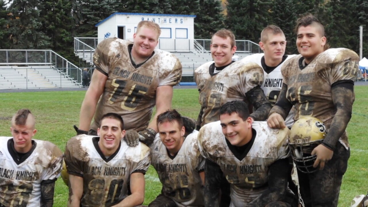 DYLAN DELONG SILVER CREEK FOOTBALL.jpg