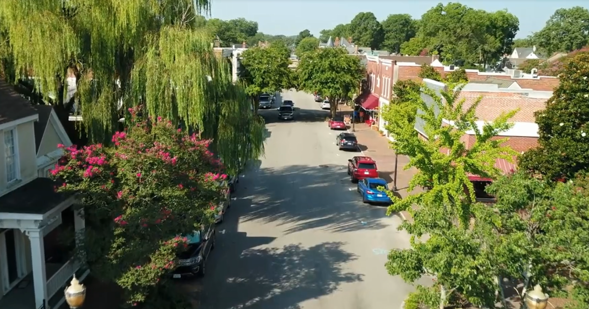 'Ham, hospitality & history:' Why Smithfield makes the perfect family Staycation - Vimarsana News