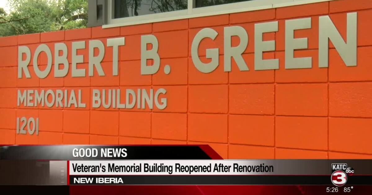 Officials celebrate opening of newlyrenovated Veteran's Memorial Building
