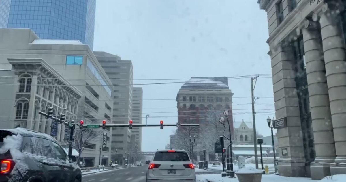 Crews work to clear snow off roads as cold temps remain - Vimarsana News