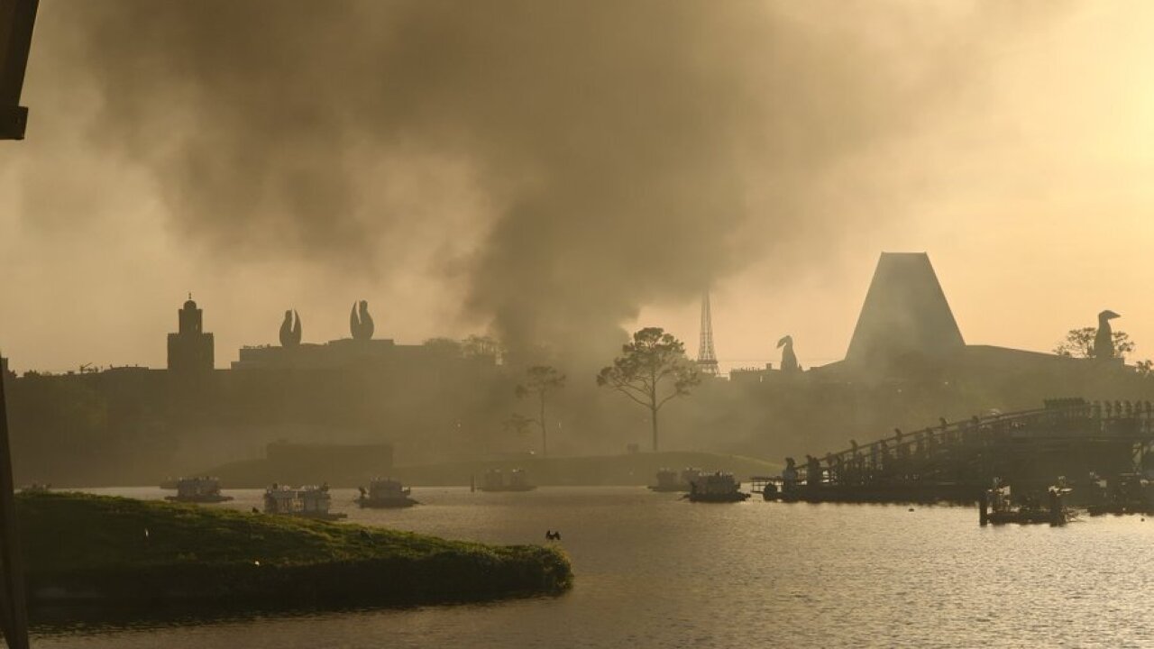VIDEO: Fire broke out at Walt Disney World's EPCOT behind France pavilion