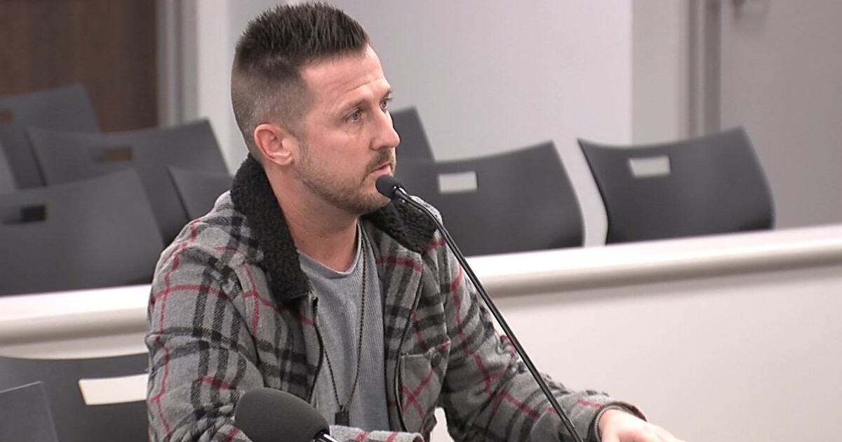 Unlicensed plumber must pay victim 00 following theft conviction