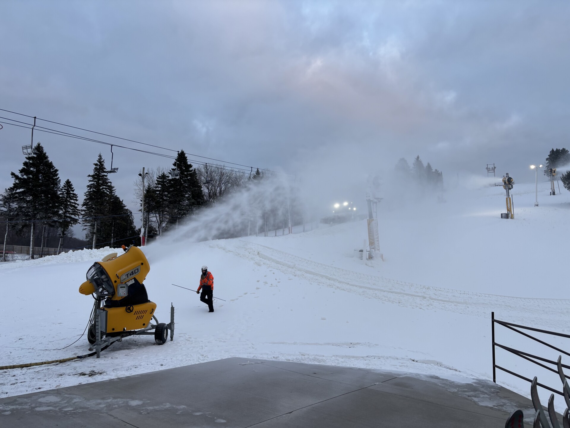 Little Switzerland Ski Resort in Slinger opens Sunday after cold temperatures enable extensive snowmaking