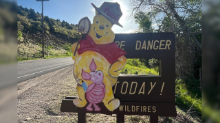 Pooh Sign.png