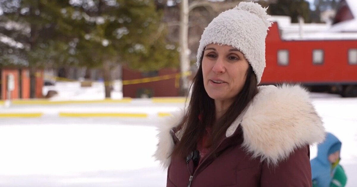 Friday Headlines: Ski season, Laurel hospital, Ice rink