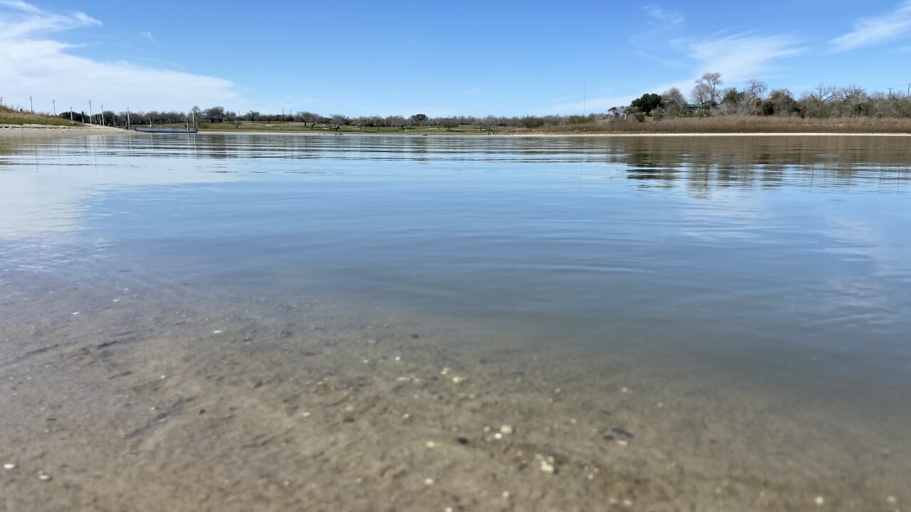 Lake levels hit 40 percent as drought continues on