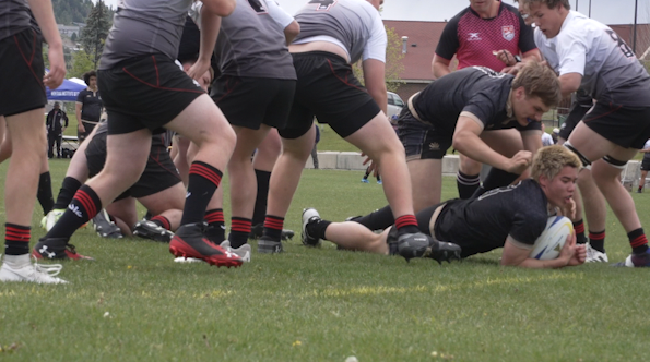 GALLATIN ADVANCING THE BALL IN THE 2024 STATE RUGBY FINALS