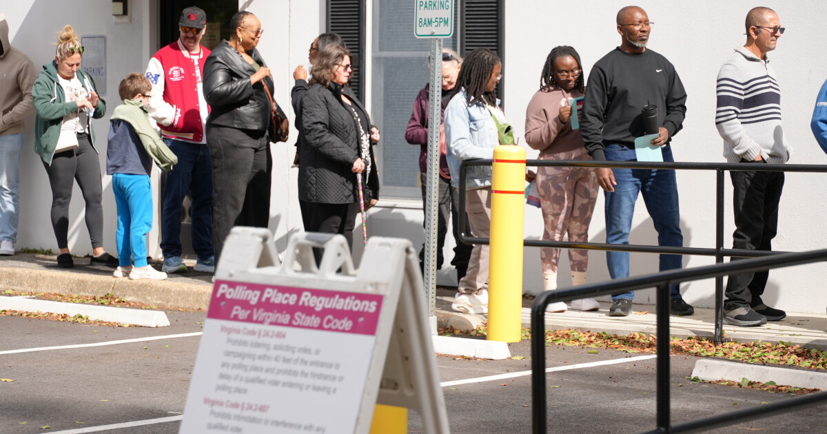 Chesapeake voters hit the polls on first Sunday of early voting